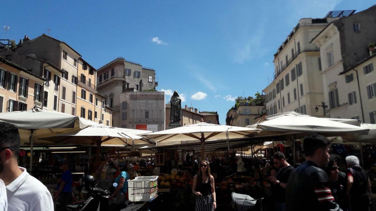 Апартаменты Campo De Fiori House Рим Экстерьер фото